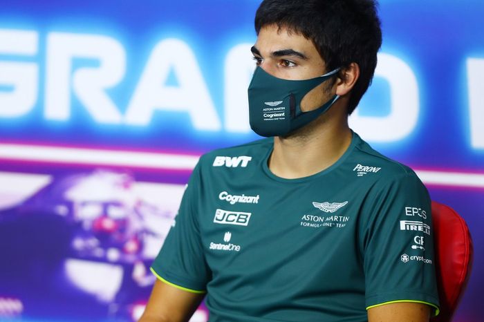 Lance Stroll, Aston Martin en la conferencia de prensa