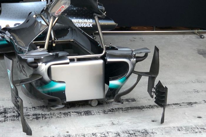 Mercedes AMG F1 W10
