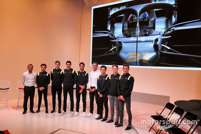 Mia Sharizman, Renault Sport Academy Director; Max Fewtrell, Renault Sport Academy Driver; Christian Lungaard, Renault Sport Academy Driver; Esteban Ocon, Renault F1 Team; Daniel Ricciardo, Renault F1 Team; Cyril Abiteboul, Renault Sport F1 Managing Director; Guanyu Zhou, Renault Sport Academy Driver; Oscar Piastri, Renault Sport Academy Driver; Hadrien David, Renault Sport Academy Driver