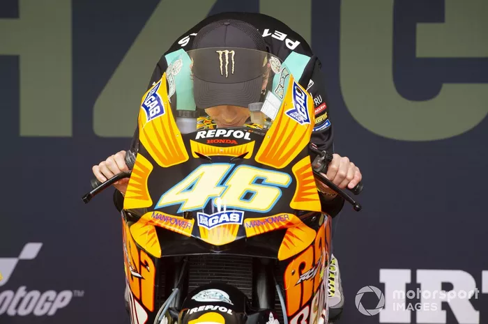 Valentino Rossi, Petronas Yamaha SRT, 9 time world Champion bikes
