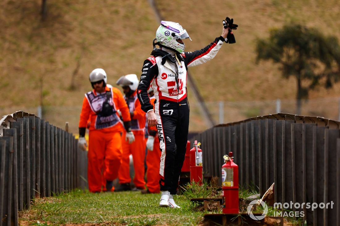 Nico Hulkenberg, Haas F1 Team, tras detenerse