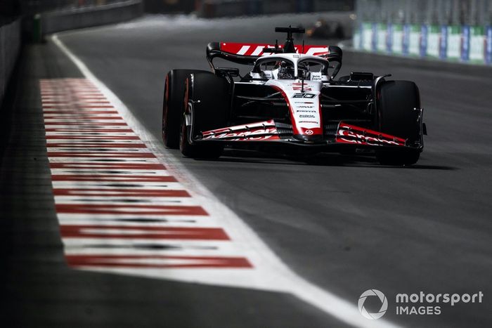Kevin Magnussen, Haas VF-23 