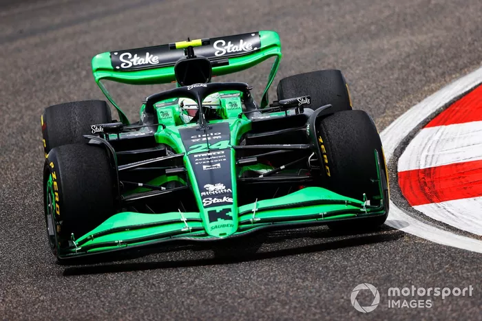 Zhou Guanyu, Kick Sauber C44