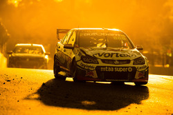 Craig Lowndes, Triple Eight Race Engineering Holden
