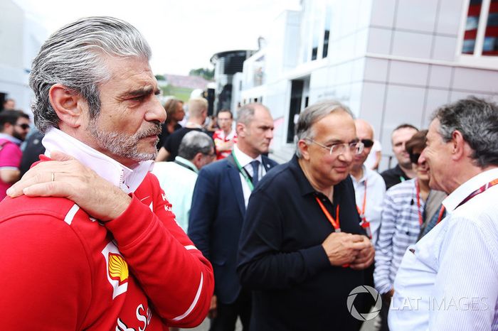  Maurizio Arrivabene, jefe de Ferrari, Sergio Marchionne, presidente de Ferrari