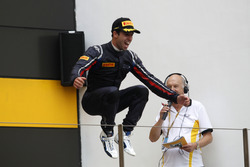 Podium: Le vainqueur António Félix da Costa, Carlin Dallara Volkswagen