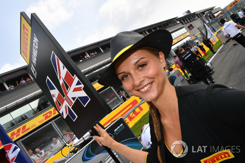 Grid Girl F1