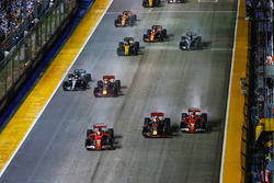 Sebastian Vettel, Ferrari SF70H, Max Verstappen, Red Bull Racing RB13, Kimi Raikkonen, Ferrari SF70H, start kazası