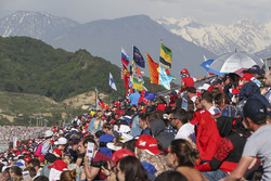 Fans y ambiente en las gradas