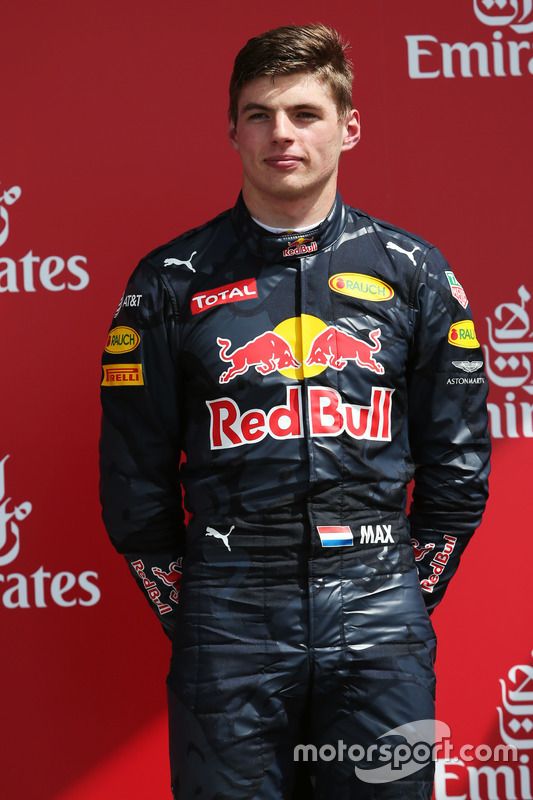 Max Verstappen, Red Bull Racing en el podio