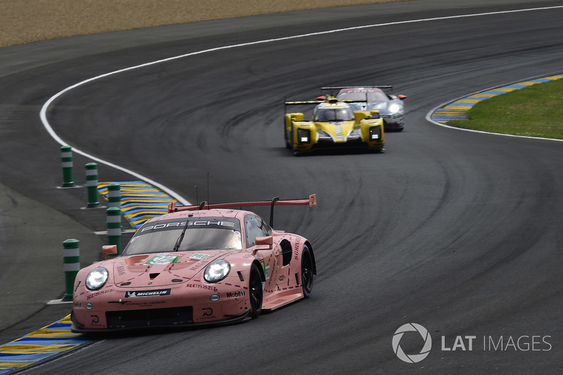 #92 Porsche GT Team Porsche 911 RSR: Michael Christensen, Kevin Estre, Laurens Vanthoor