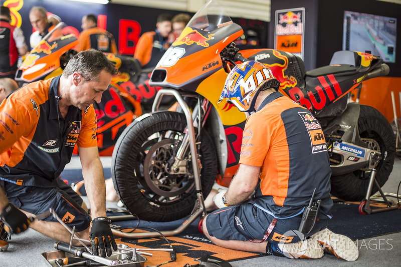 KTM Mechanics