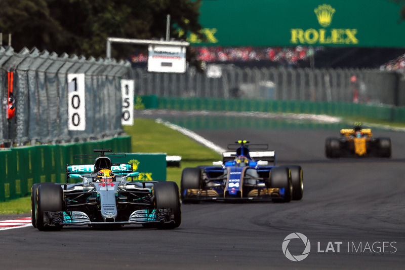 Lewis Hamilton, Mercedes-Benz F1 W08