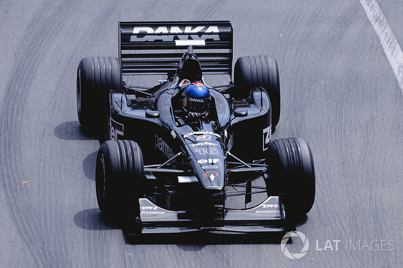 16. Pedro Diniz (98 GPs)