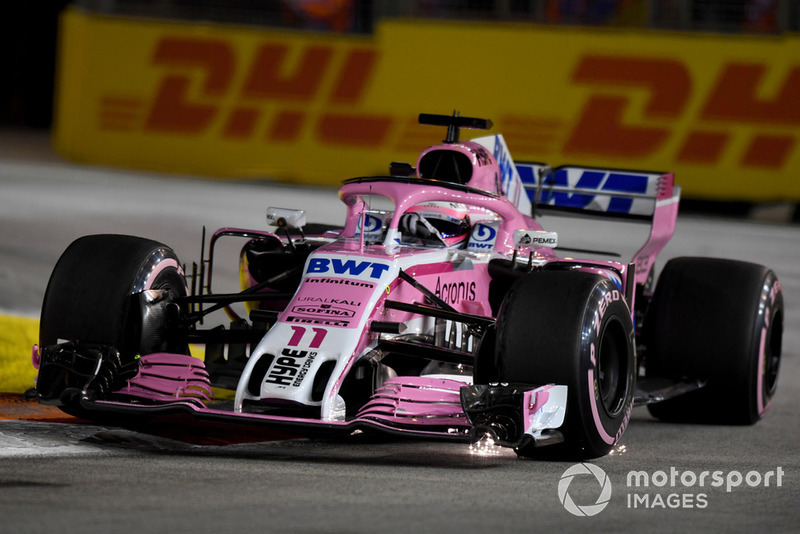 Sergio Perez, Racing Point Force India VJM11 sparks
