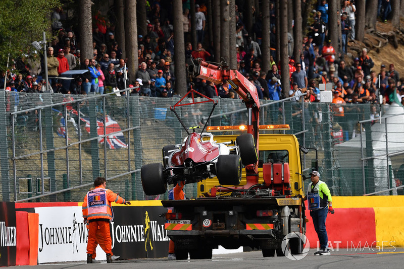 Coche accidentado de Charles Leclerc, Sauber C37