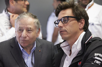 Jean Todt, President, FIA, talks to Toto Wolff, Executive Director (Business), Mercedes AMG