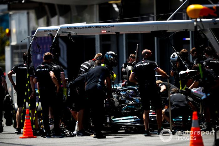 Lewis Hamilton, Mercedes W12