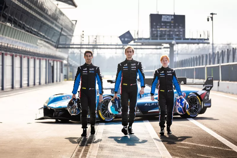 #35 Alpine Endurance Team Alpine A424: Charles Milesi, Ferdinand Habsburg, Paul-Loup Chatin
