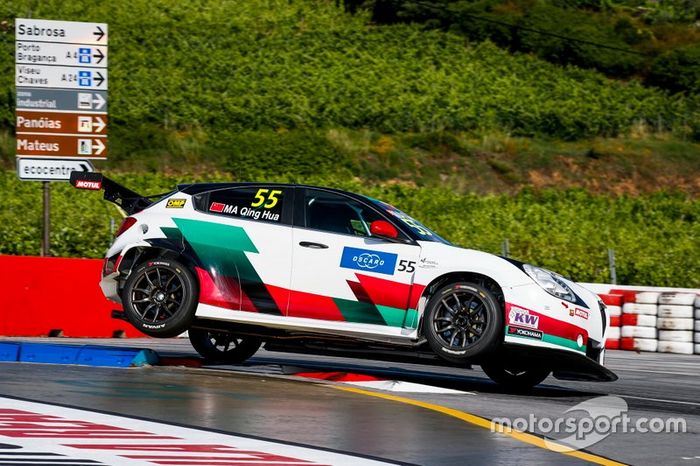 Ma Qing Hua, Team Mulsanne Alfa Romeo Giulietta TCR