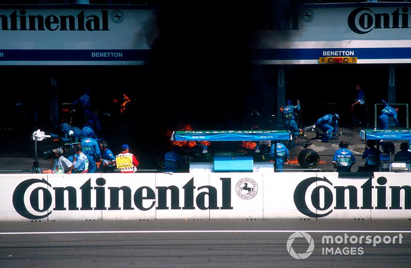 El incendio durante el pitstop de Jos Verstappen en el GP de Alemania de 1994