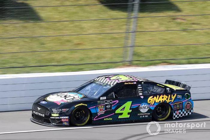 6. Kevin Harvick, Stewart-Haas Racing, Ford Mustang