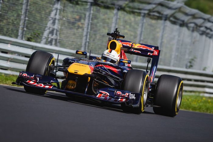 Sebastian Vettel, Red Bull RB 7