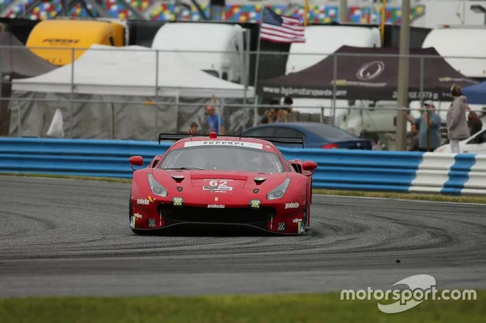 #62 Risi Competizione Ferrari 488 GTE: James Calado, Daniel Serra