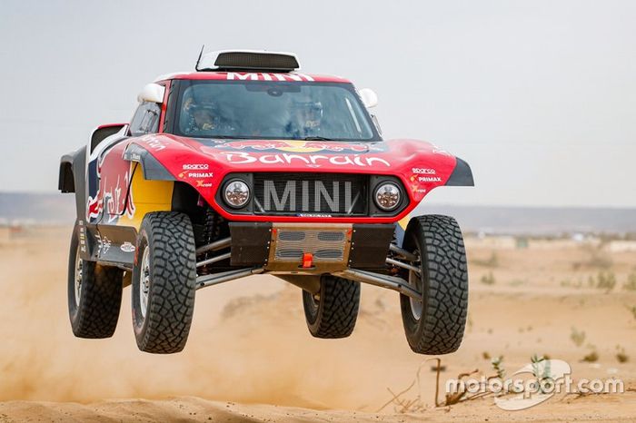 #302 JCW X-Raid Team: Stephane Peterhansel, Paulo Fiuza

