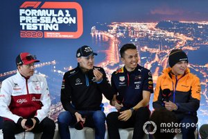 Kimi Raikkonen, Alfa Romeo, George Russell, Williams Racing, Alexander Albon, Red Bull Racing y Lando Norris, McLaren en la conferencia de prensa
