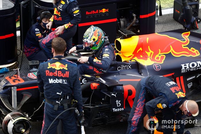 Max Verstappen, Red Bull Racing, en la parrilla