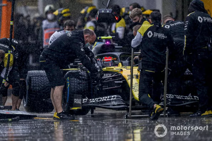 Esteban Ocon, Renault F1 Team R.S.20