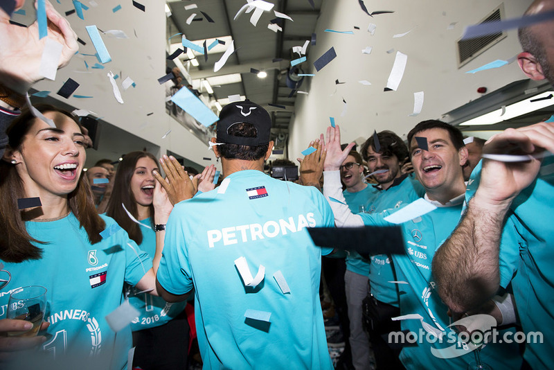 Lewis Hamilton, Mercedes AMG F1, celebración del Campeonato Mundial