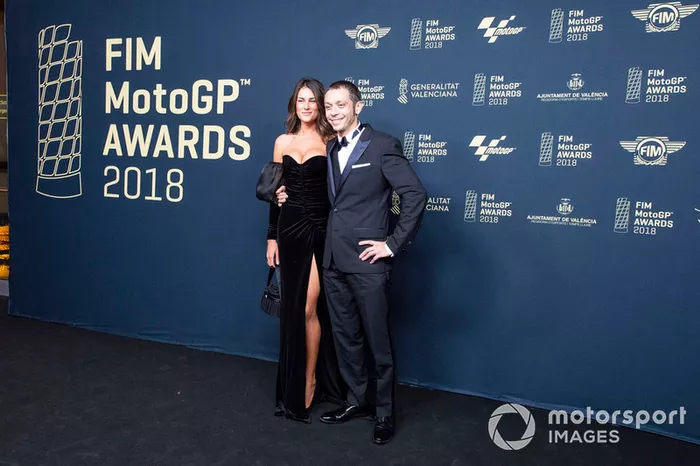 Valentino Rossi, Yamaha Factory Racing et sa petite amie