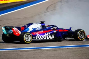 Brendon Hartley, Toro Rosso STR13 en tête-à-queue