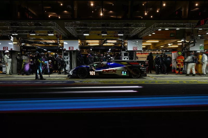N.º 101 Cadillac WTR Cadillac V-Series.R: Ricky Taylor, Jordan Taylor, Filipe Albuquerque