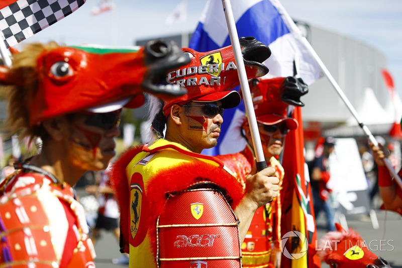 Ferrari fans