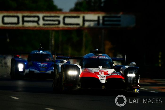 #8 Toyota Gazoo Racing Toyota TS050: Sébastien Buemi, Kazuki Nakajima, Fernando Alonso