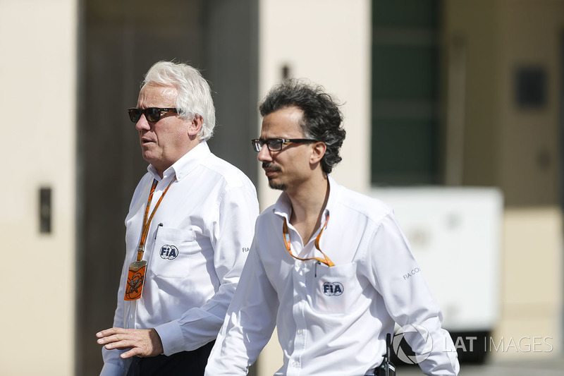 Charlie Whiting, delegado de la FIA y Laurent Mekies, Director de seguridad de la FIA