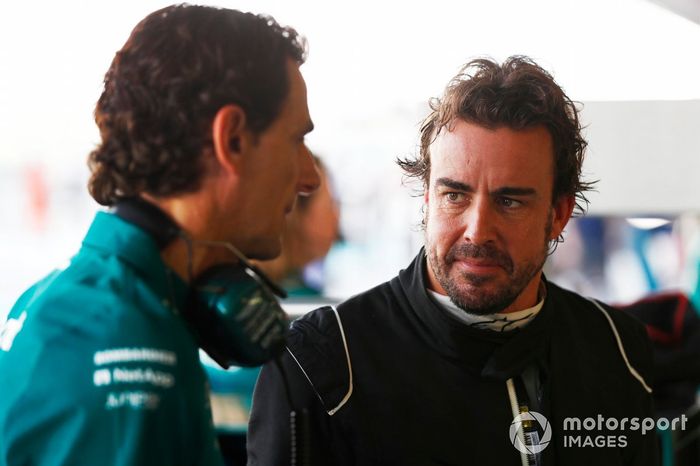 Fernando Alonso, Aston Martin