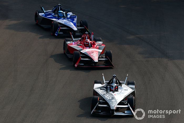 Mitch Evans, Jaguar Racing , Jaguar I-TYPE 6, Jake Dennis, Andretti Autosport, Porsche 99 X Electric Gen3, Maximilian Gunther, Maserati Racing, Maserati Tipo Folgore