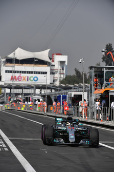 Lewis Hamilton, Mercedes-AMG F1 W09