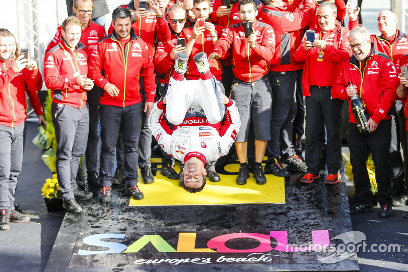 Il vincitore Sébastien Loeb, Citroën World Rally Team Citroën C3 WRC