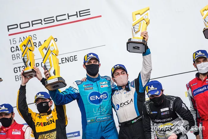 Átila Abreu e Léo Sanchez na Porsche Endurance Series