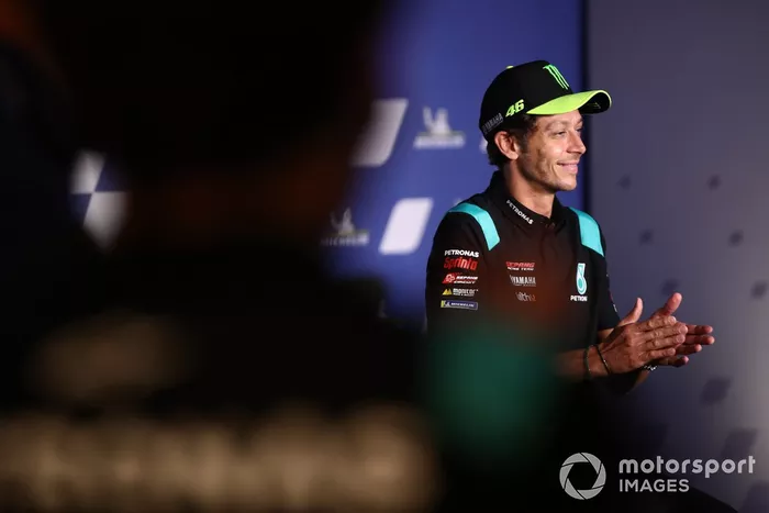 Valentino Rossi, Petronas Yamaha SRT anuncia su retiro de MotoGP