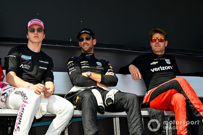 David Malukas, Meyer Shank Racing Honda, Romain Grosjean, Juncos Hollinger Racing Chevrolet, y Will Power, Team Penske Chevrolet.