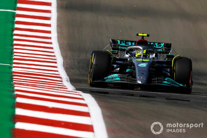 Lewis Hamilton, Mercedes W13