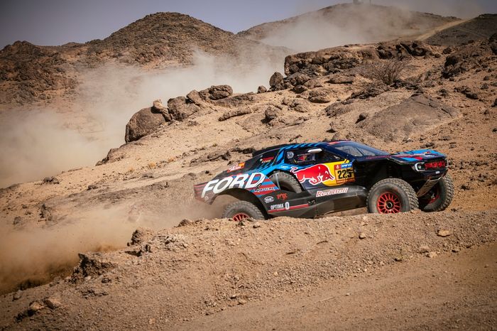 #225 Ford M-Sport Ford: Carlos Sainz Sr., Lucas Cruz