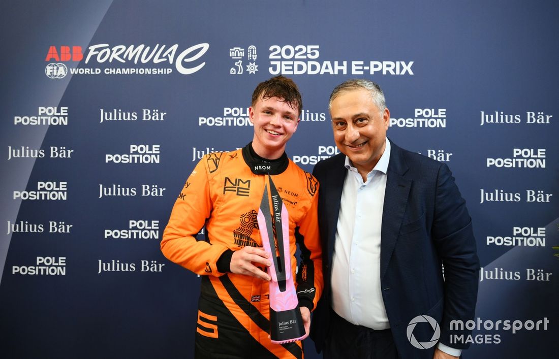Taylor Barnard, zespół McLaren Formula E
