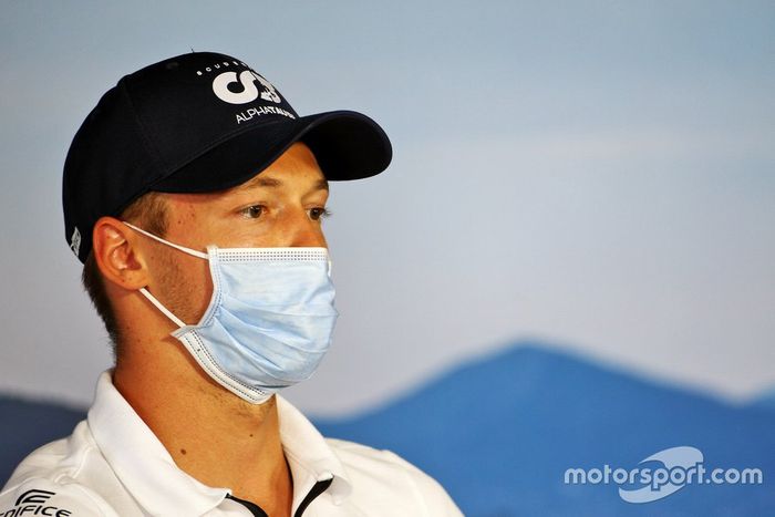 Daniil Kvyat, AlphaTauri en la conferencia de prensa